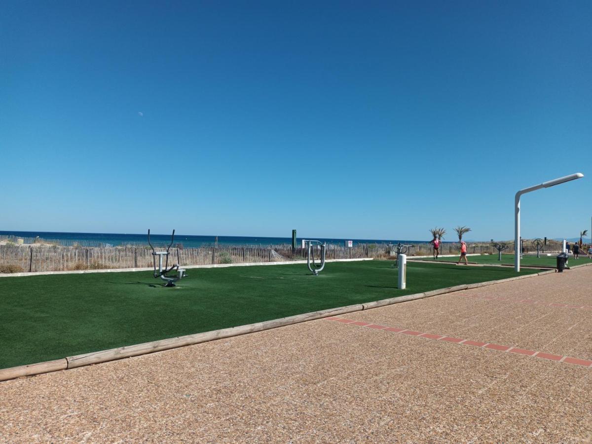 Le Victoria'S Beach Barcares - Parking Prive - Direct Plage - 5 Minutes A Pied Du Lydia - 3 Personnes Ле-Баркарес Екстер'єр фото