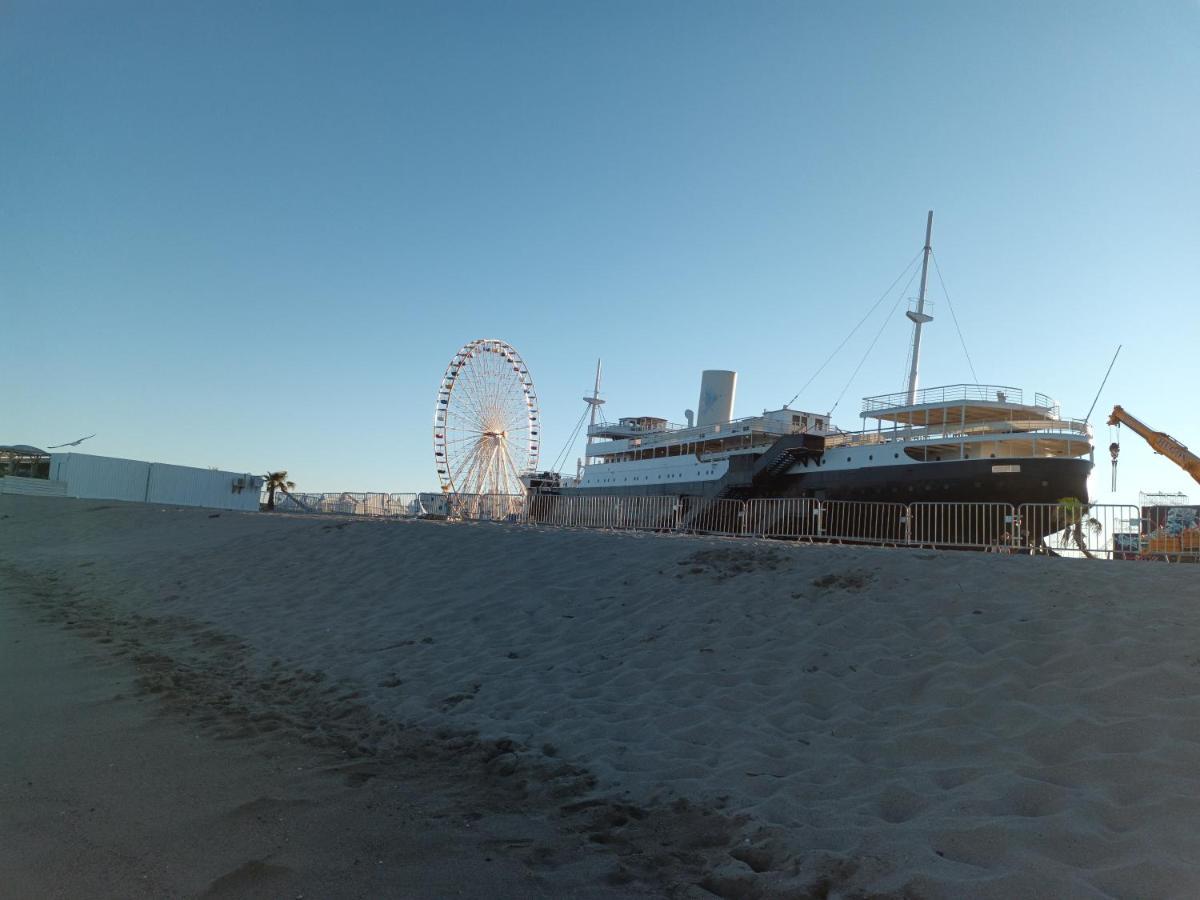 Le Victoria'S Beach Barcares - Parking Prive - Direct Plage - 5 Minutes A Pied Du Lydia - 3 Personnes Ле-Баркарес Екстер'єр фото